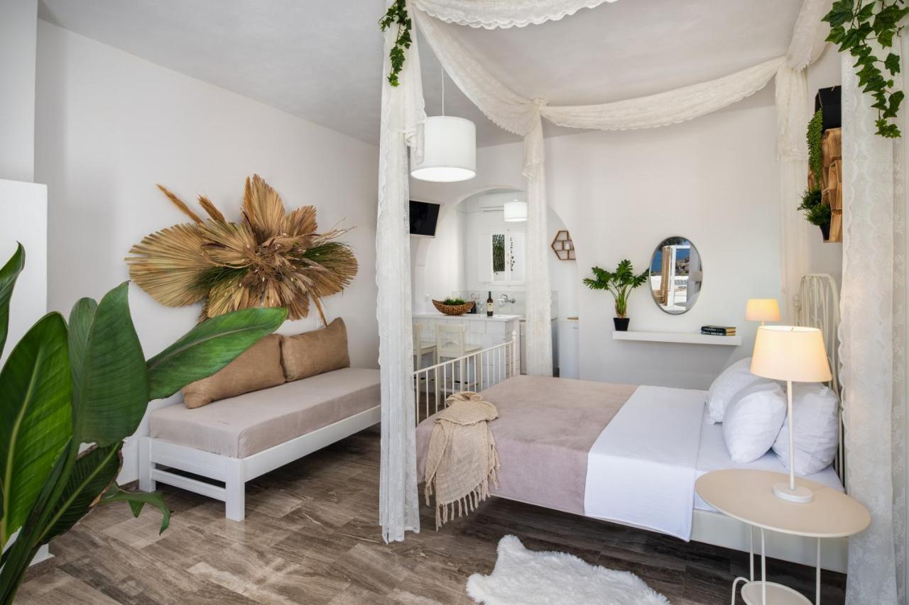 Sol Mare Salis Apartment Kamari  Exterior photo