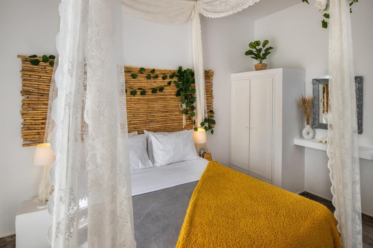 Sol Mare Salis Apartment Kamari  Exterior photo