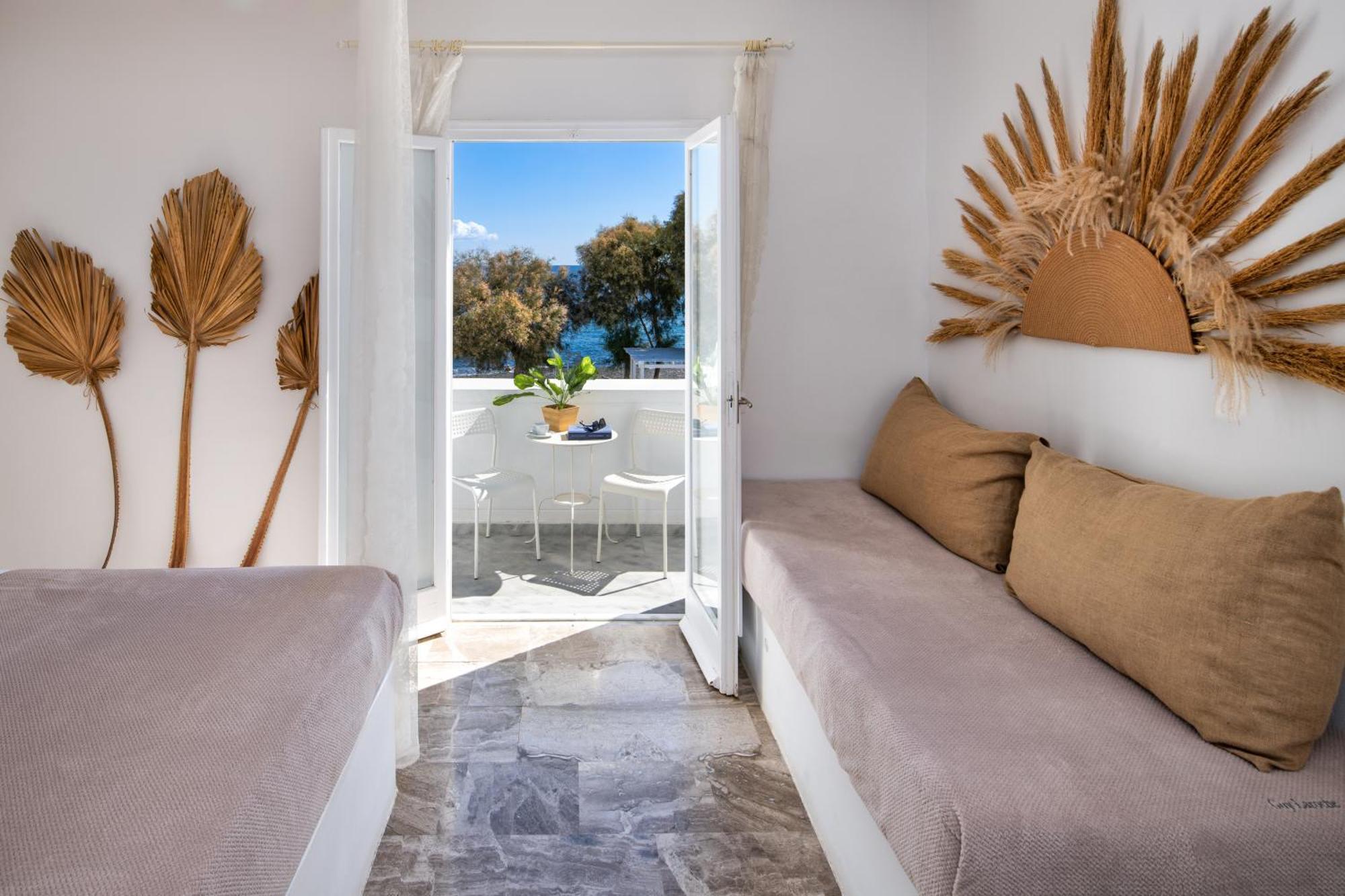 Sol Mare Salis Apartment Kamari  Exterior photo