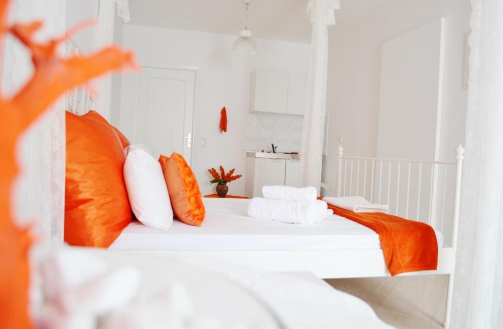 Sol Mare Salis Apartment Kamari  Room photo